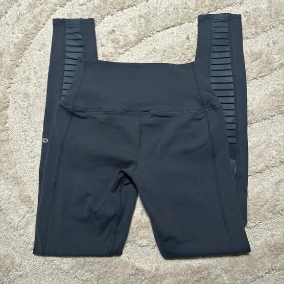 Alo Yoga High Waist Moto Legging - Picture 5 of 8